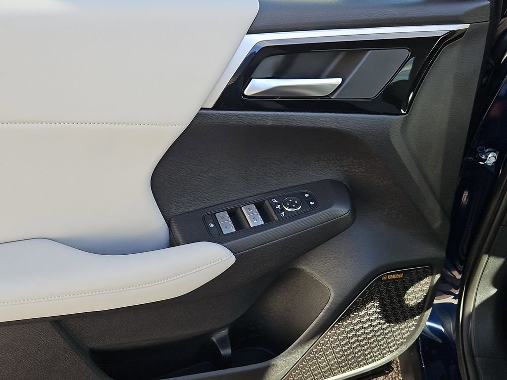 New 2026 Mitsubishi Outlander SE image 22