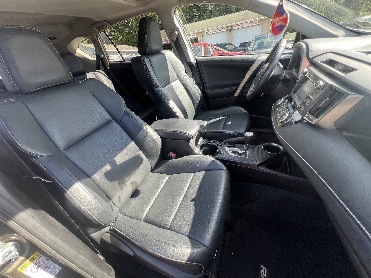 Used 2013 Toyota RAV4 Limited AWD/4WD image 15