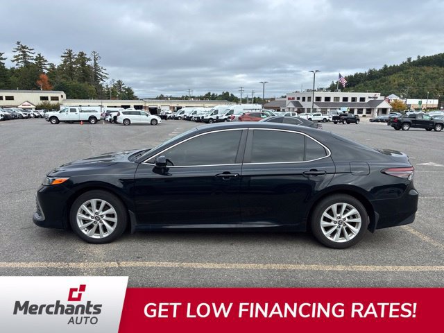 Used 2024 Toyota Camry LE FWD image 4