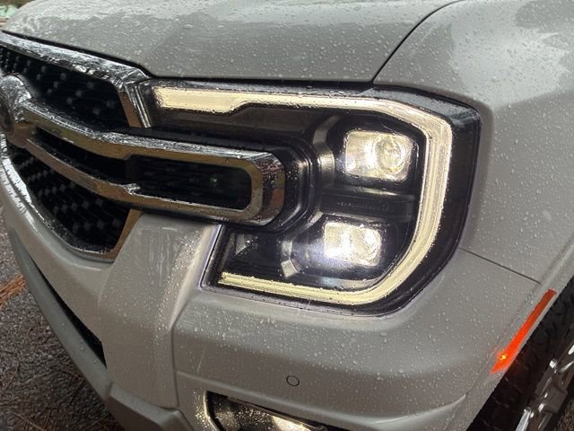 Used 2024 Ford Ranger Lariat w/ FX4 Off-Road Package image 11