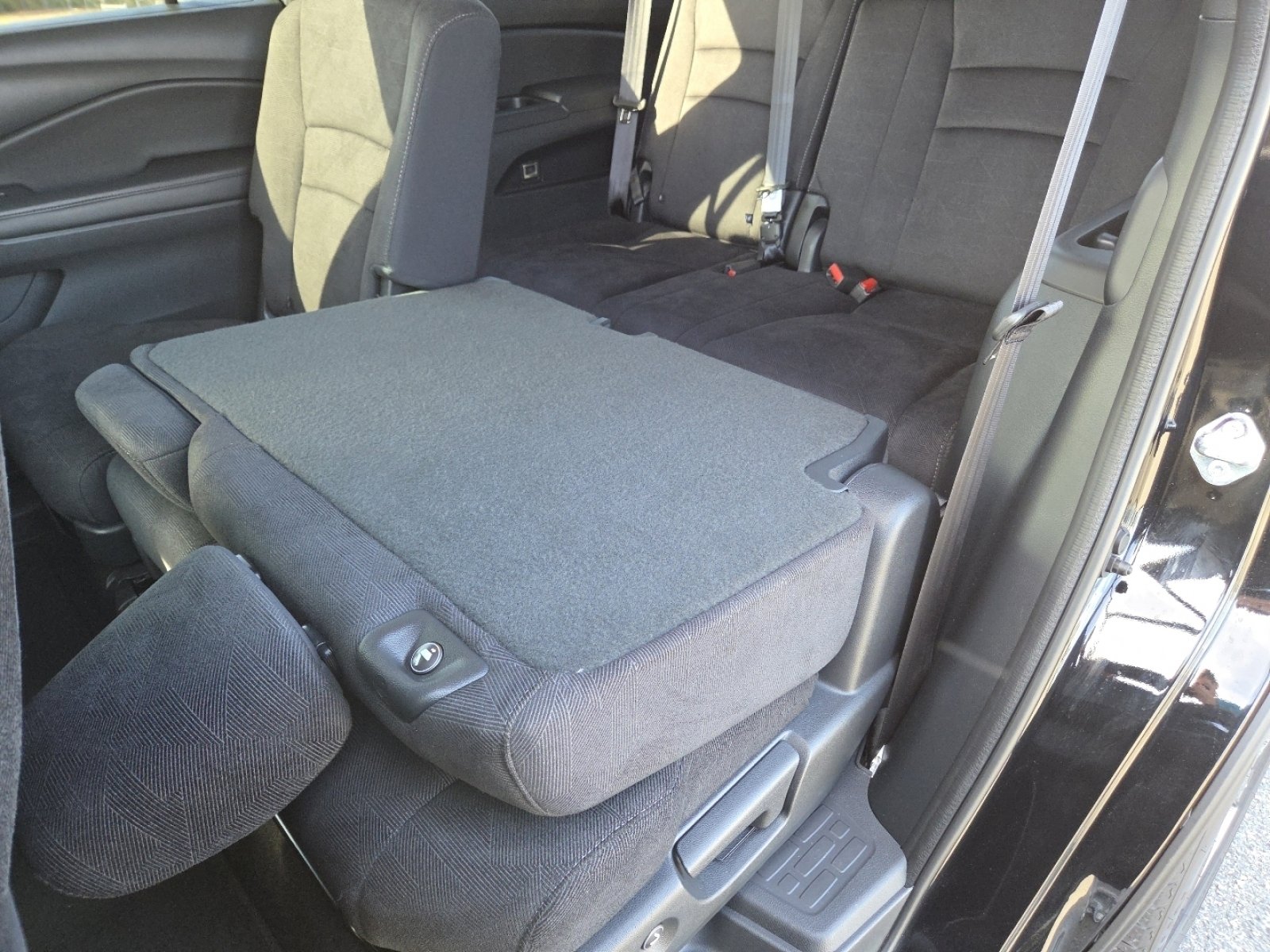 Certified 2022 Honda Pilot Sport image 22