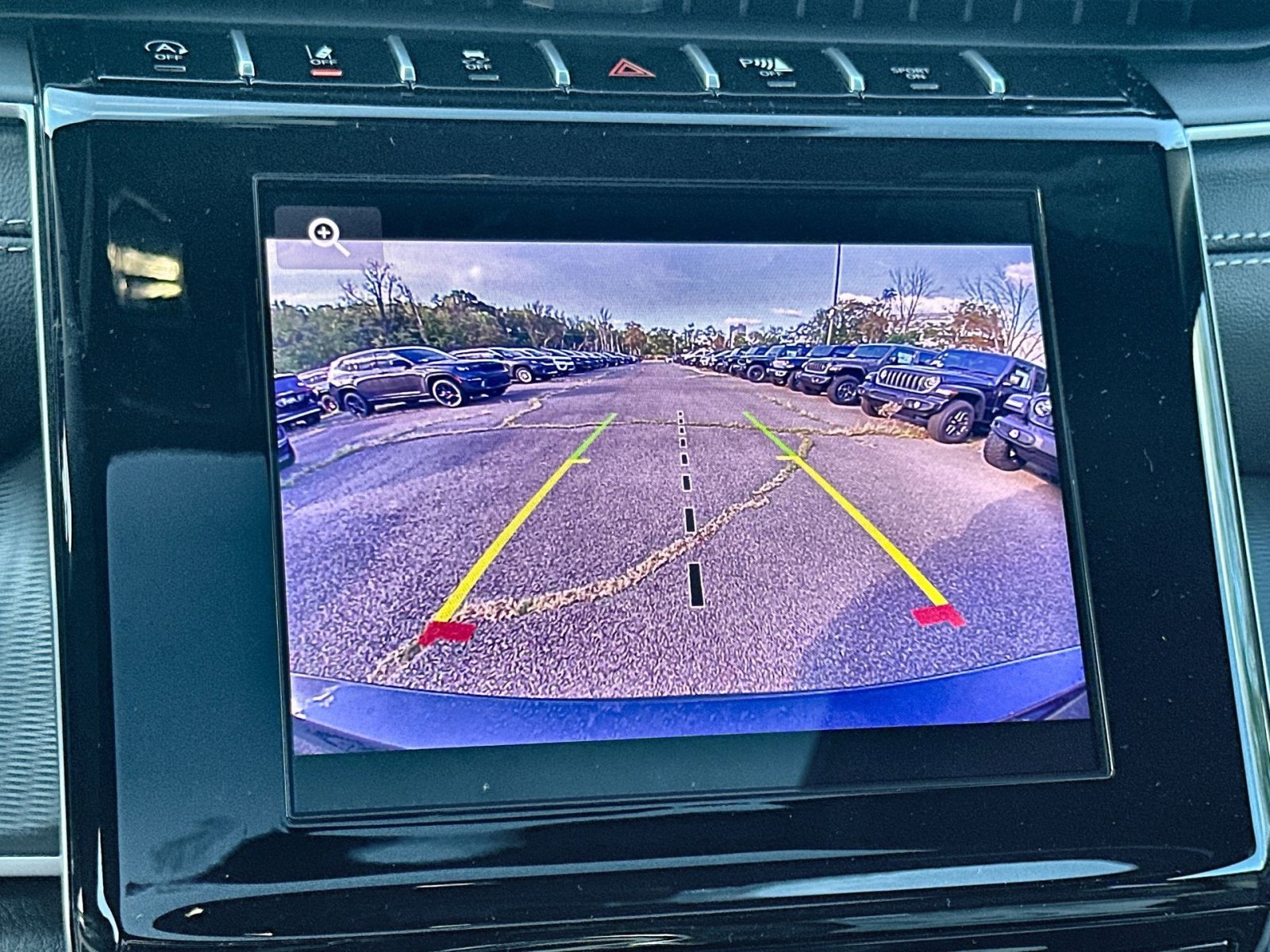 New 2025 Jeep Grand Cherokee L Laredo w/ Luxury Tech Group I image 19