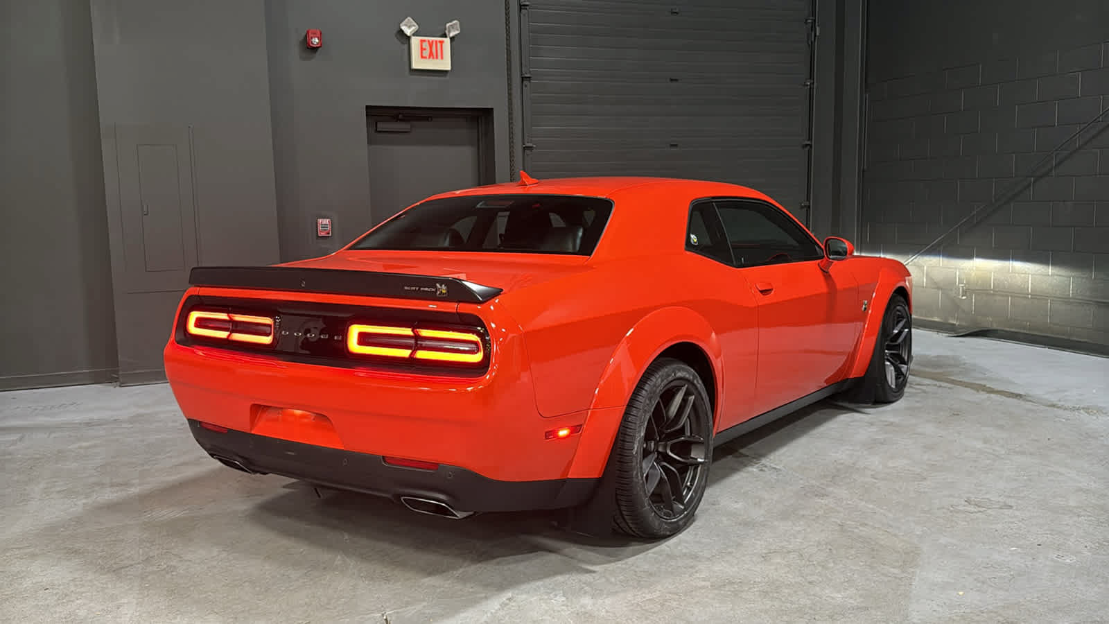 Used 2022 Dodge Challenger R/T Scat Pack RWD image 4