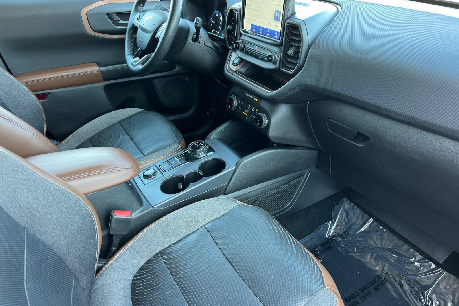 Used 2022 Ford Bronco Sport Outer Banks w/ Tech Package AWD/4WD image 17