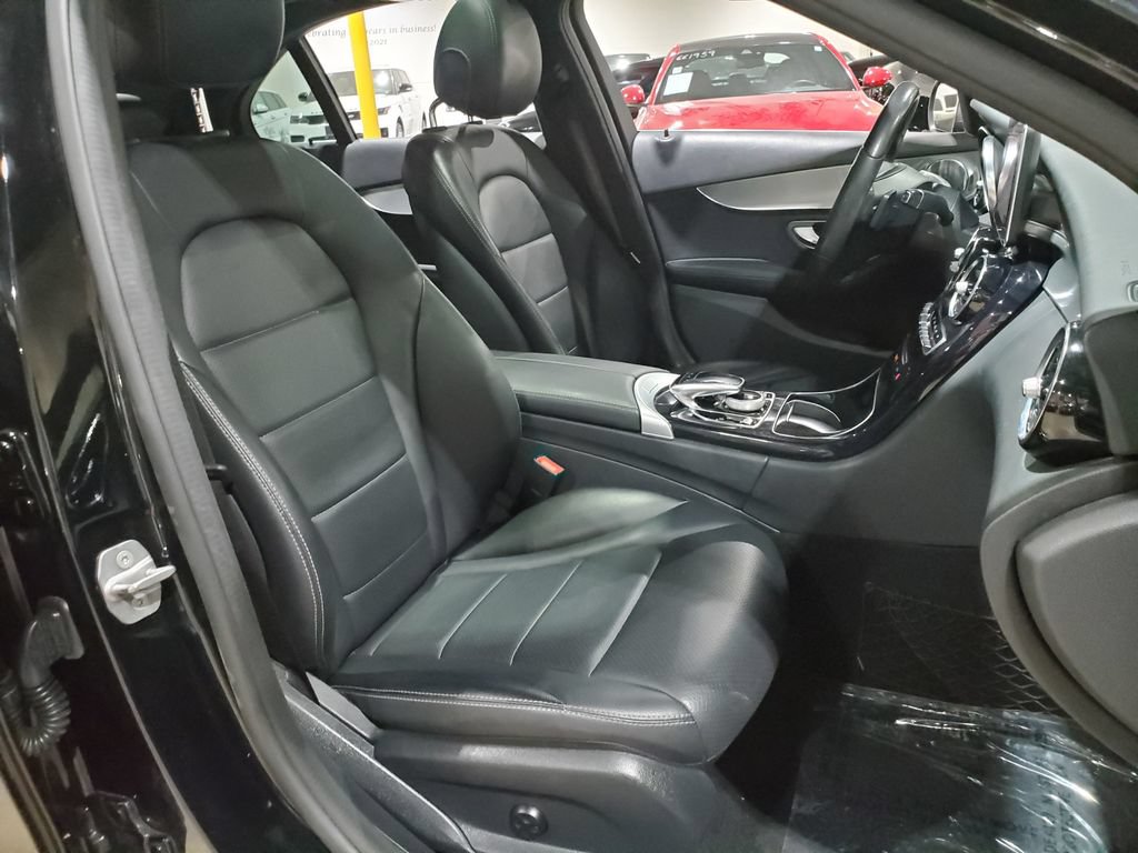 Used 2018 Mercedes-Benz C 300 Sedan image 13