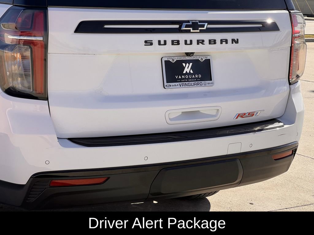 Used 2024 Chevrolet Suburban RST w/ Luxury Package image 7