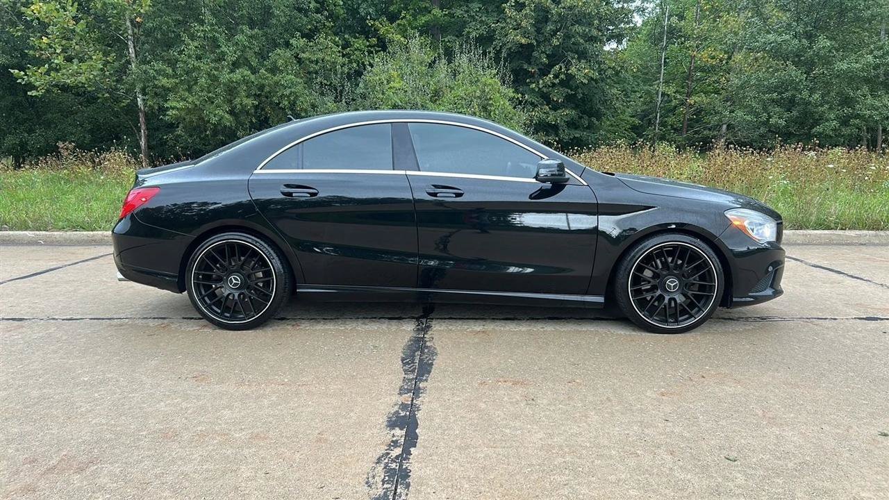 Used 2014 Mercedes-Benz CLA 250 image 5