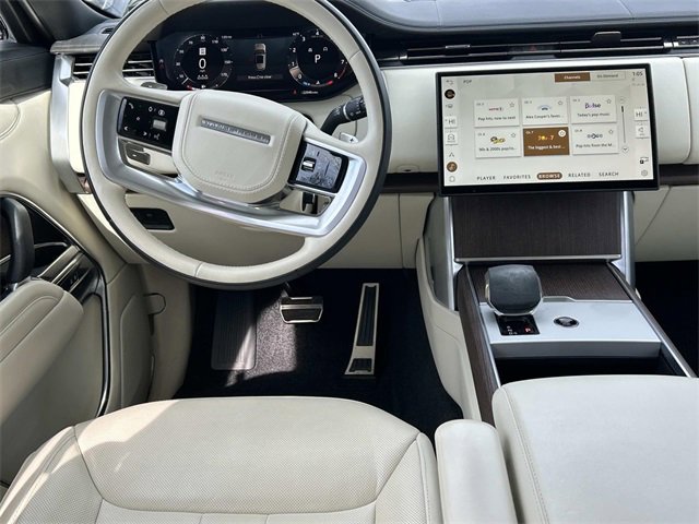 Used 2024 Land Rover Range Rover SE image 25