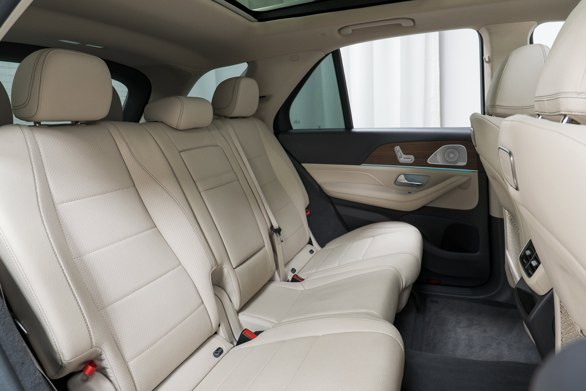 Used 2020 Mercedes-Benz GLE 350 4MATIC image 24