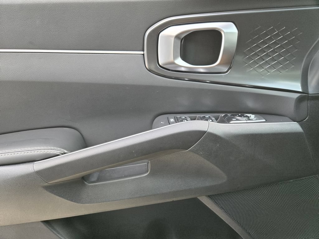 New 2025 Kia Sorento S AWD/4WD image 18