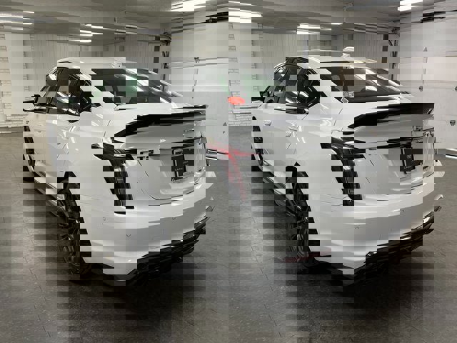 New 2026 Cadillac CT5 V Blackwing w/ Carbon Fiber 2 Package image 3