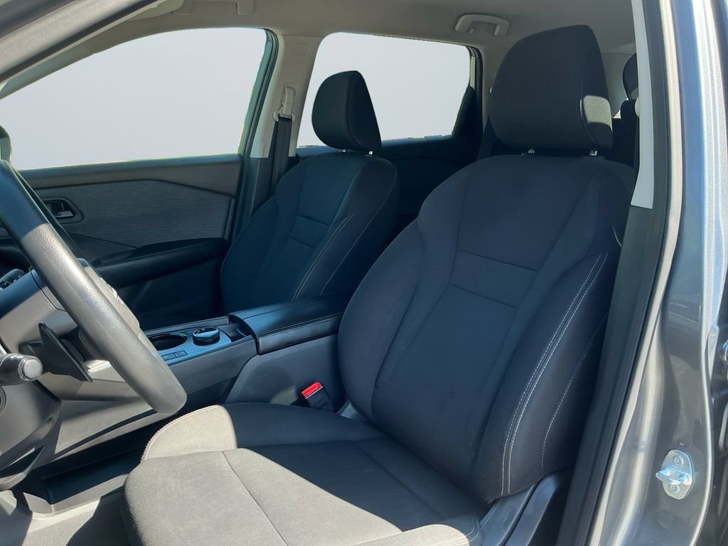 Used 2023 Nissan Rogue S AWD/4WD image 10