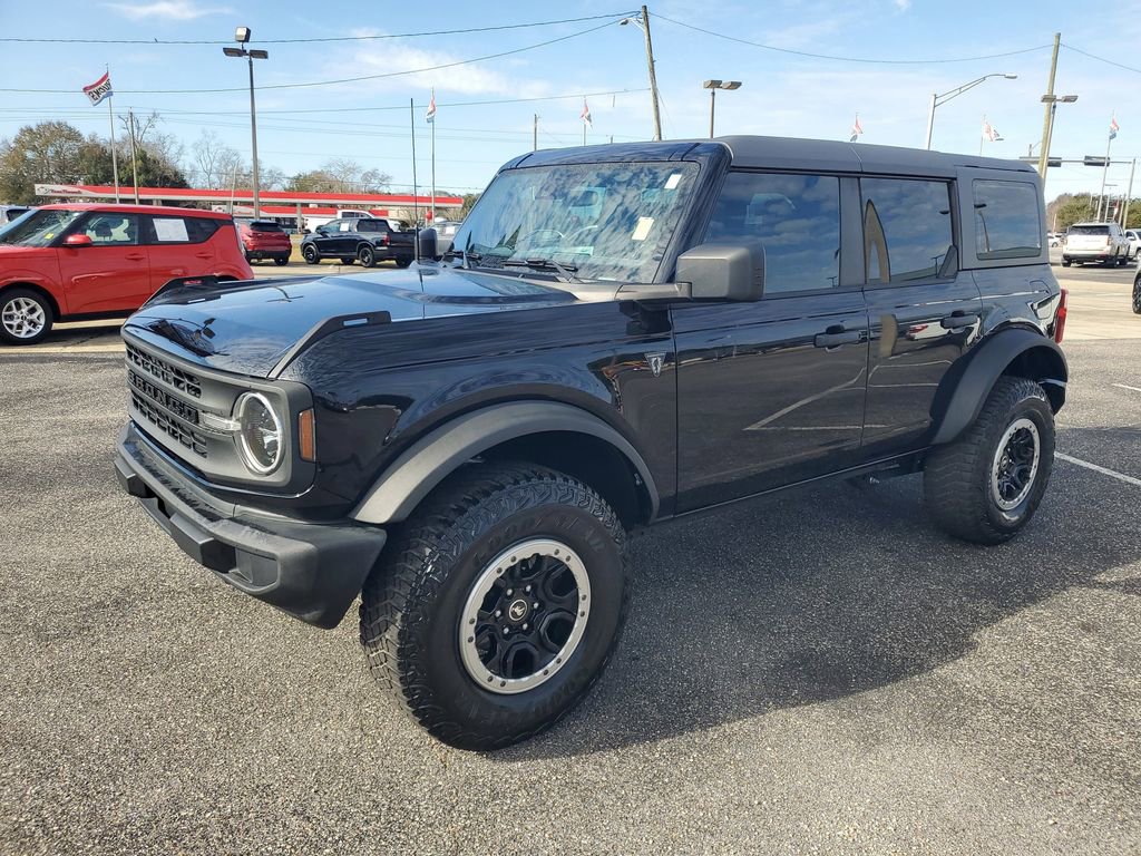 Used 2022 Ford Bronco 4-Door w/ Sasquatch Package image 2