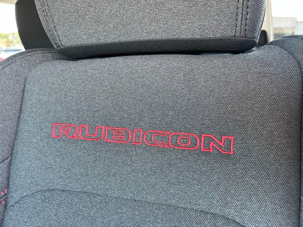 New 2025 Jeep Wrangler Unlimited Rubicon image 24