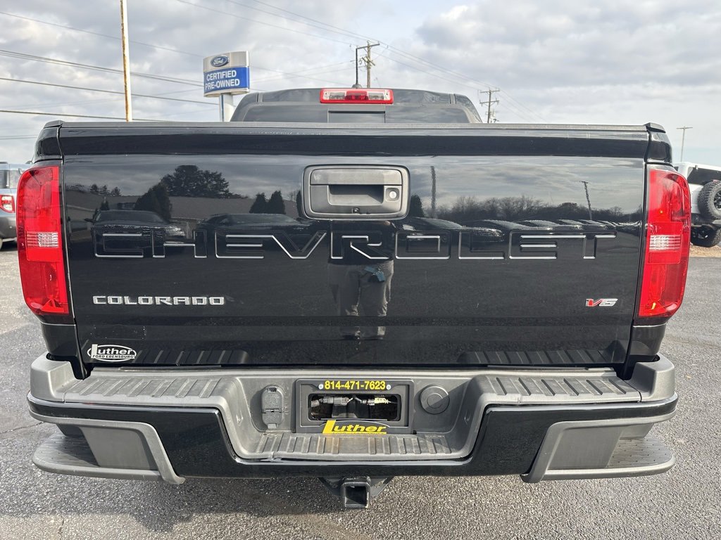 Used 2022 Chevrolet Colorado LT w/ LT Convenience Package image 4