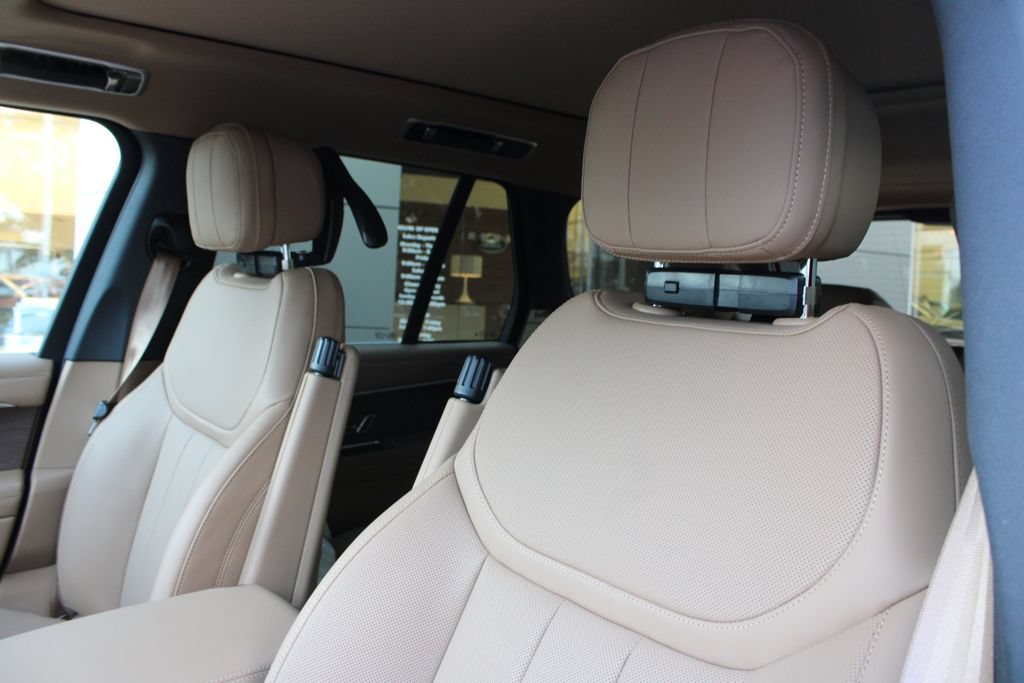 New 2027 Land Rover Range Rover SE AWD/4WD image 7