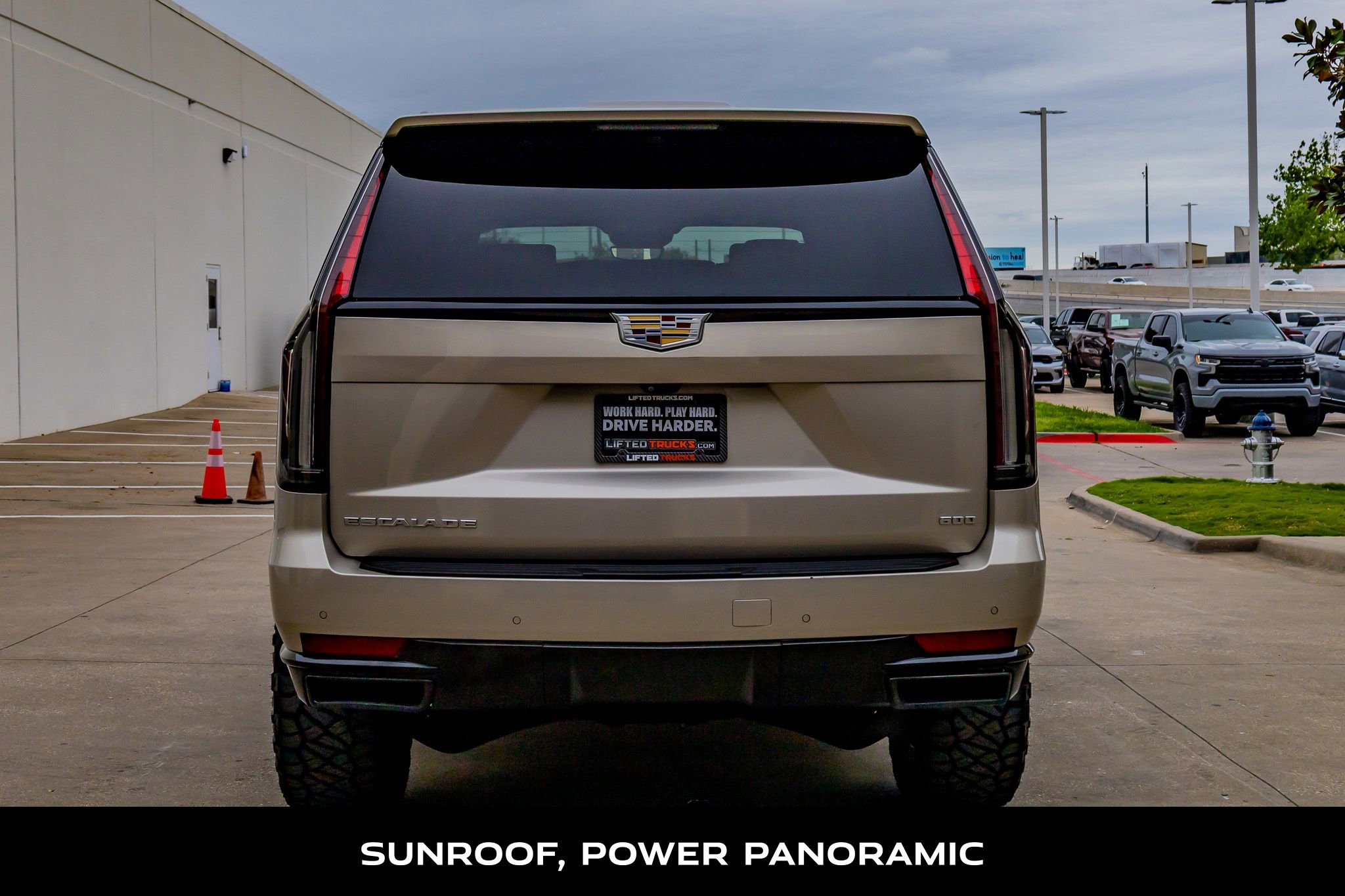 Used 2021 Cadillac Escalade Sport image 7