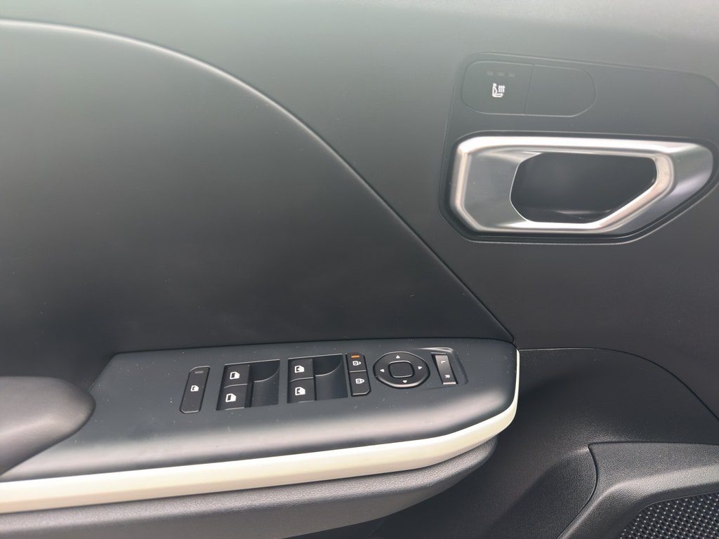 Used 2025 Kia K4 GT-Line w/ GT-Line Sunroof Package FWD image 15