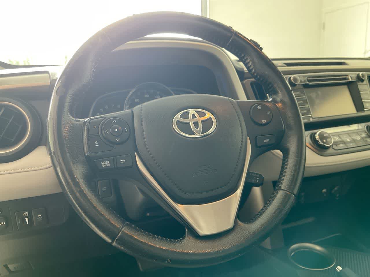 Used 2015 Toyota RAV4 Limited AWD/4WD image 14