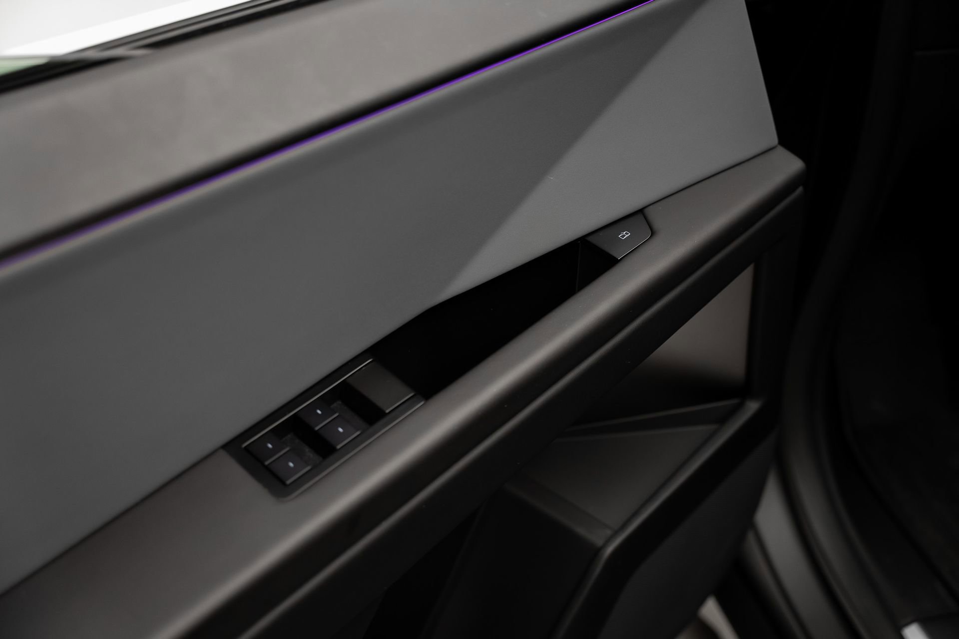Used 2025 Tesla Cybertruck Cyberbeast AWD/4WD image 44