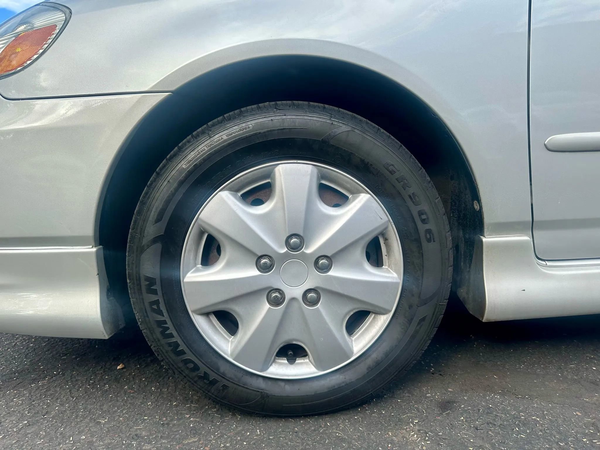 Used 2003 Toyota Corolla S image 17