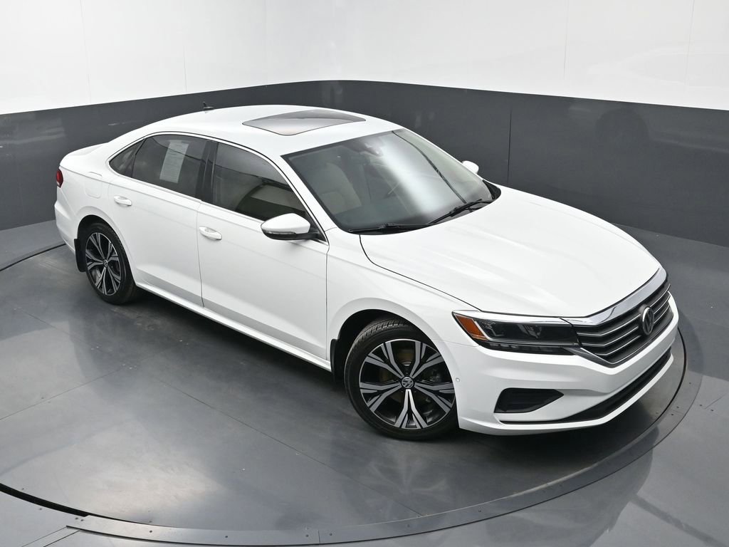 Used 2020 Volkswagen Passat 2.0T SEL image 31