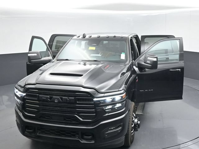 New 2026 RAM 3500 Laramie AWD/4WD image 54