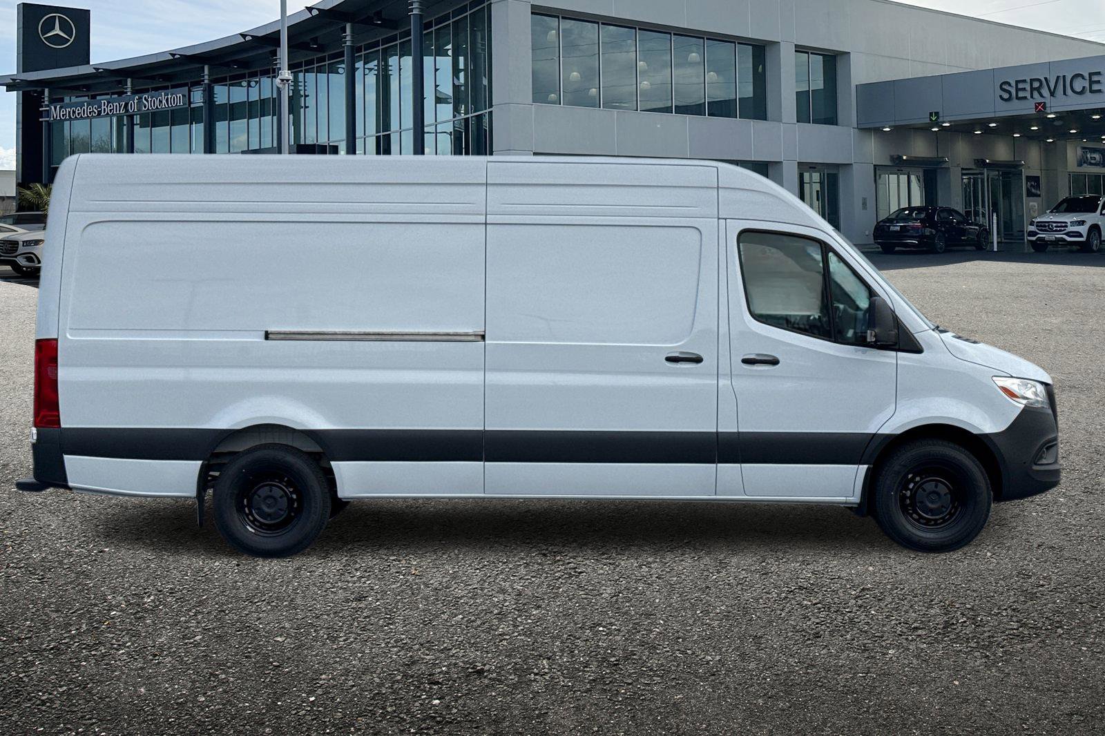 New 2026 Mercedes-Benz Sprinter 2500 image 3