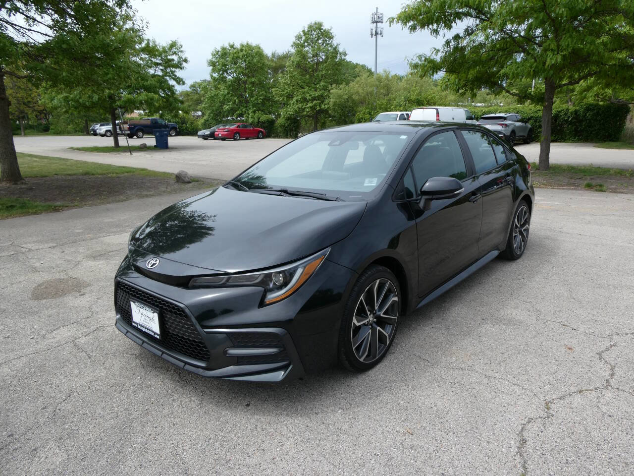 Used 2020 Toyota Corolla SE FWD image 1