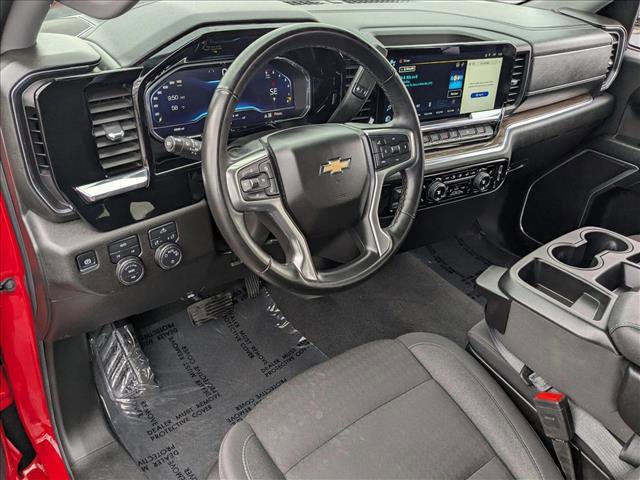 Used 2025 Chevrolet Silverado 1500 LT image 10