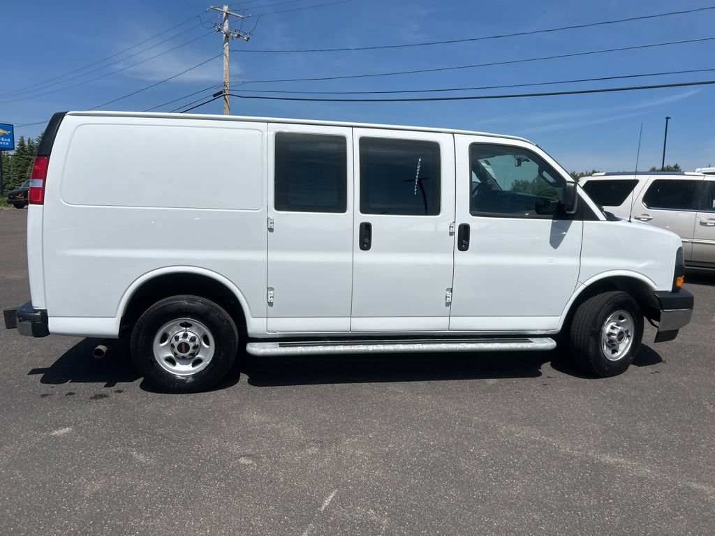 Used 2024 GMC Savana 2500 w/ Driver Convenience Package RWD image 8