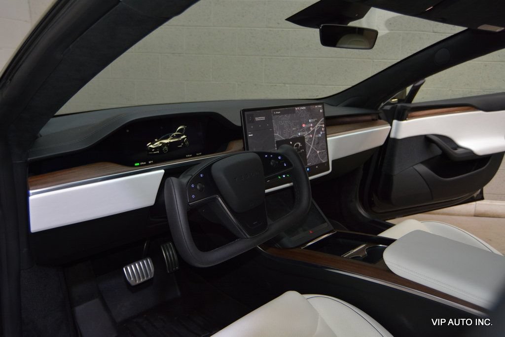 Used 2022 Tesla Model S Plaid AWD/4WD image 9