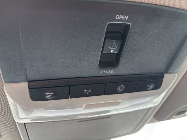 Used 2020 Nissan Altima 2.5 SR w/ Premium Package image 26