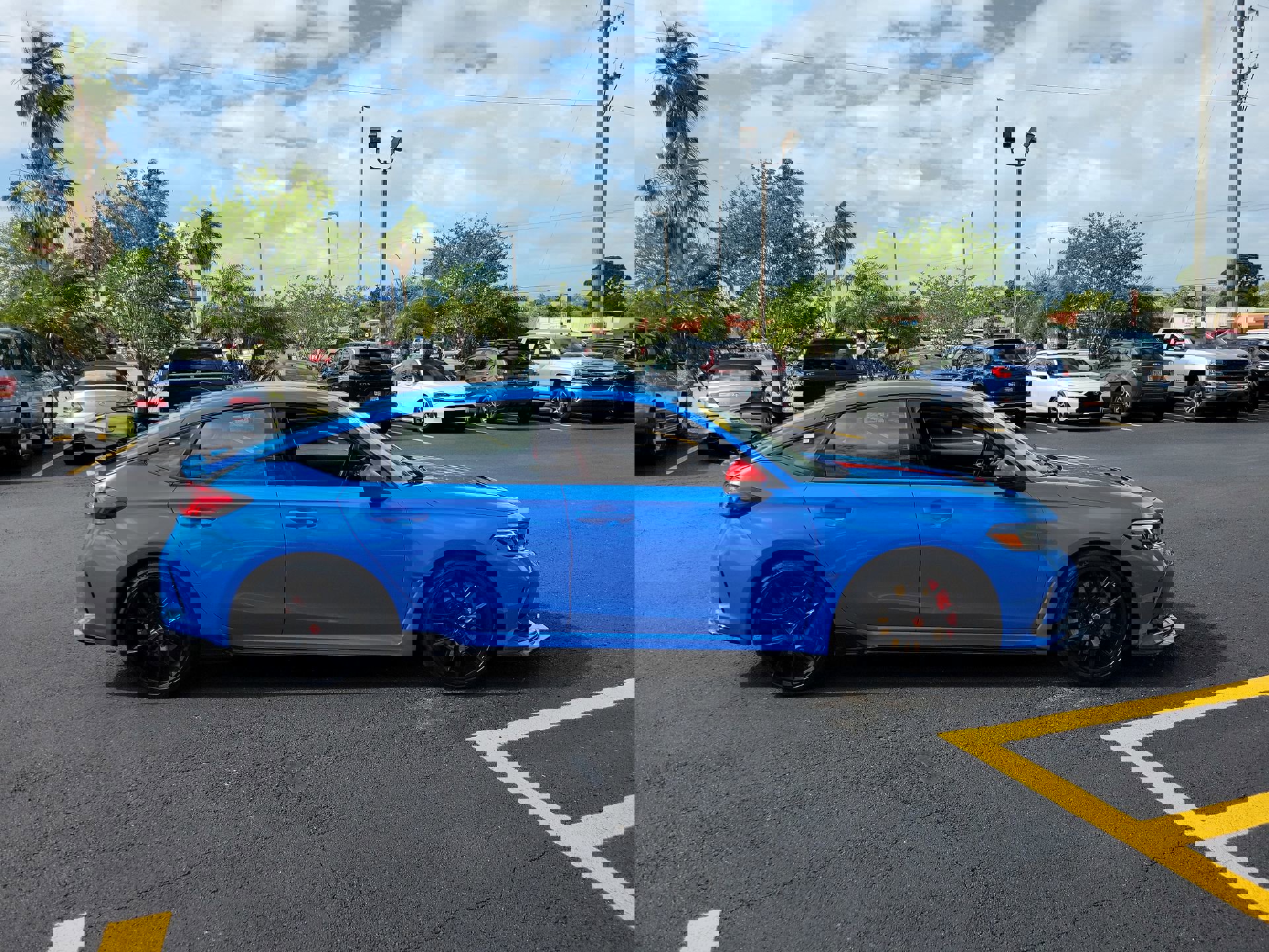 Used 2025 Honda Civic Type R image 5