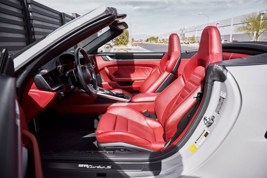 Used 2022 Porsche 911 Turbo S w/ 911 Turbo Sportdesign Package image 30