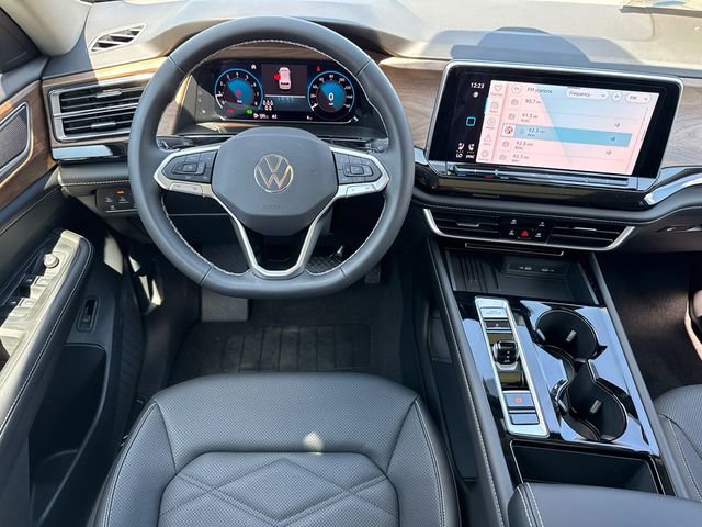 New 2026 Volkswagen Atlas SE image 30