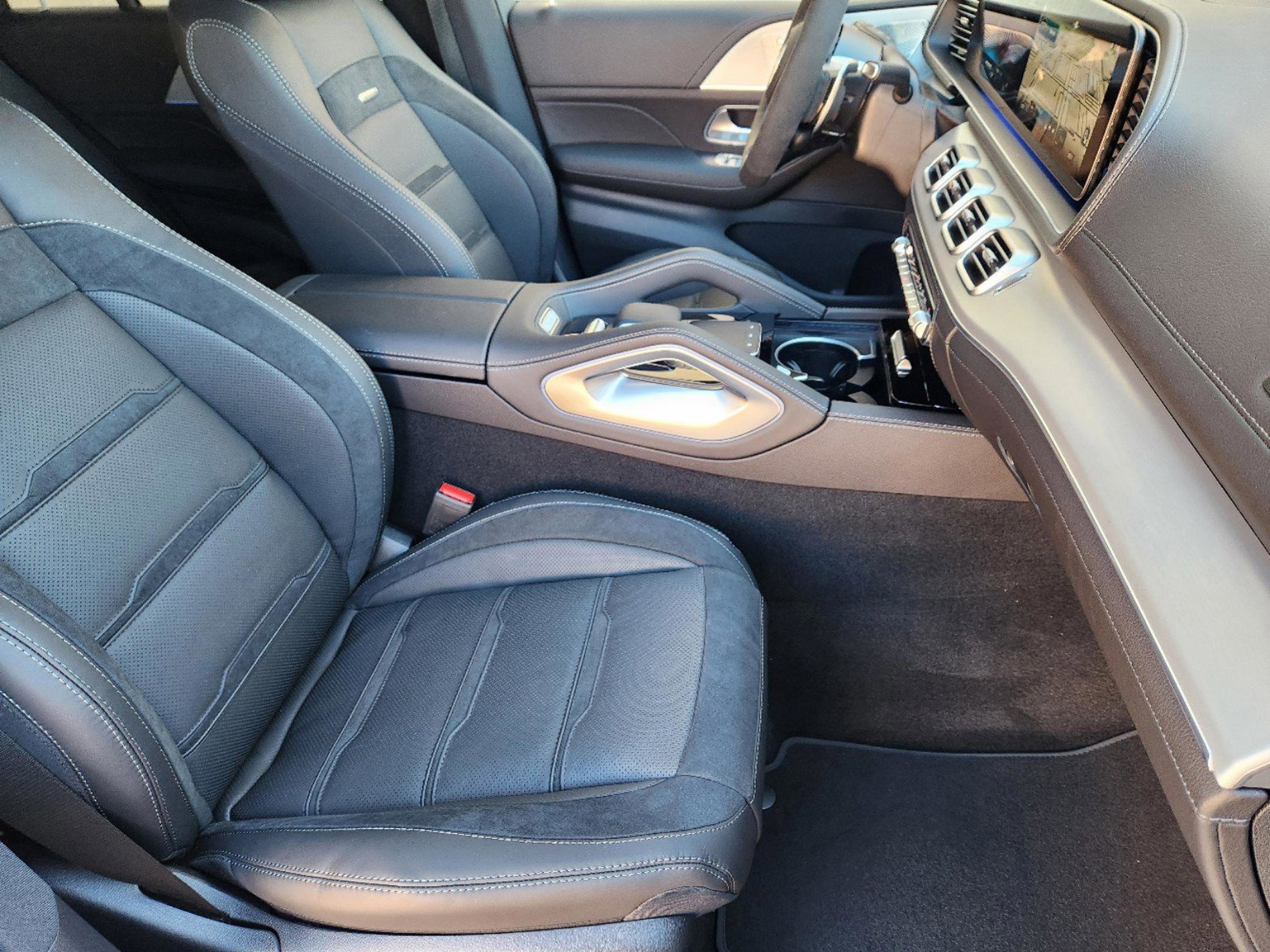 Certified 2025 Mercedes-Benz GLE 53 AMG 4MATIC Coupe image 8