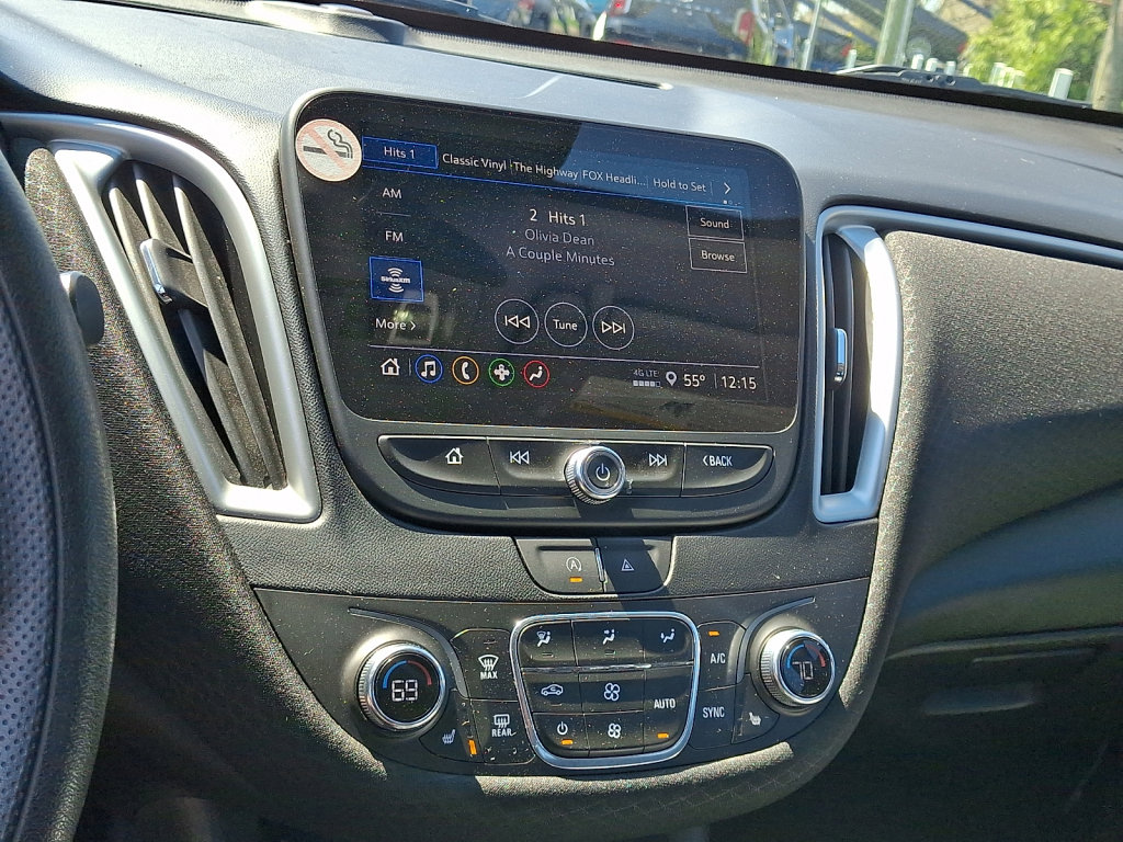 Used 2024 Chevrolet Malibu LT image 28