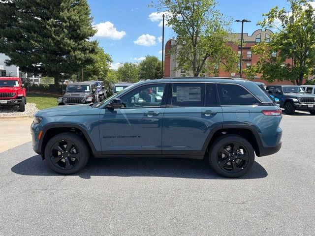 New 2026 Jeep Grand Cherokee Limited AWD/4WD image 2