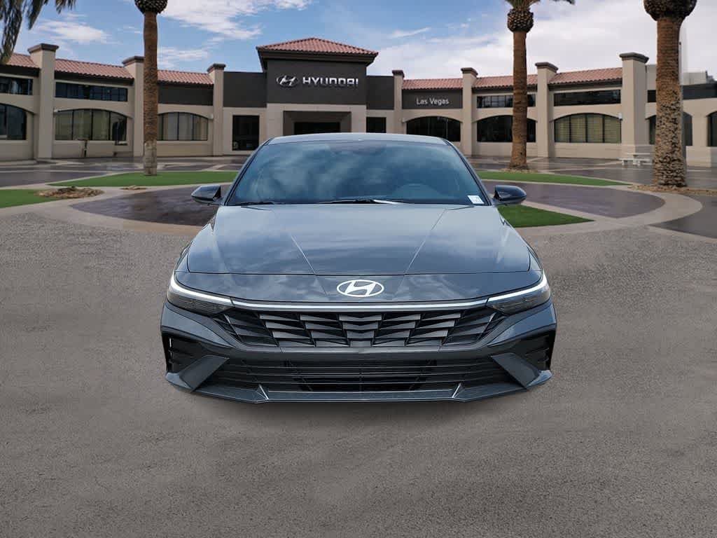Certified 2025 Hyundai Elantra Sport FWD image 3