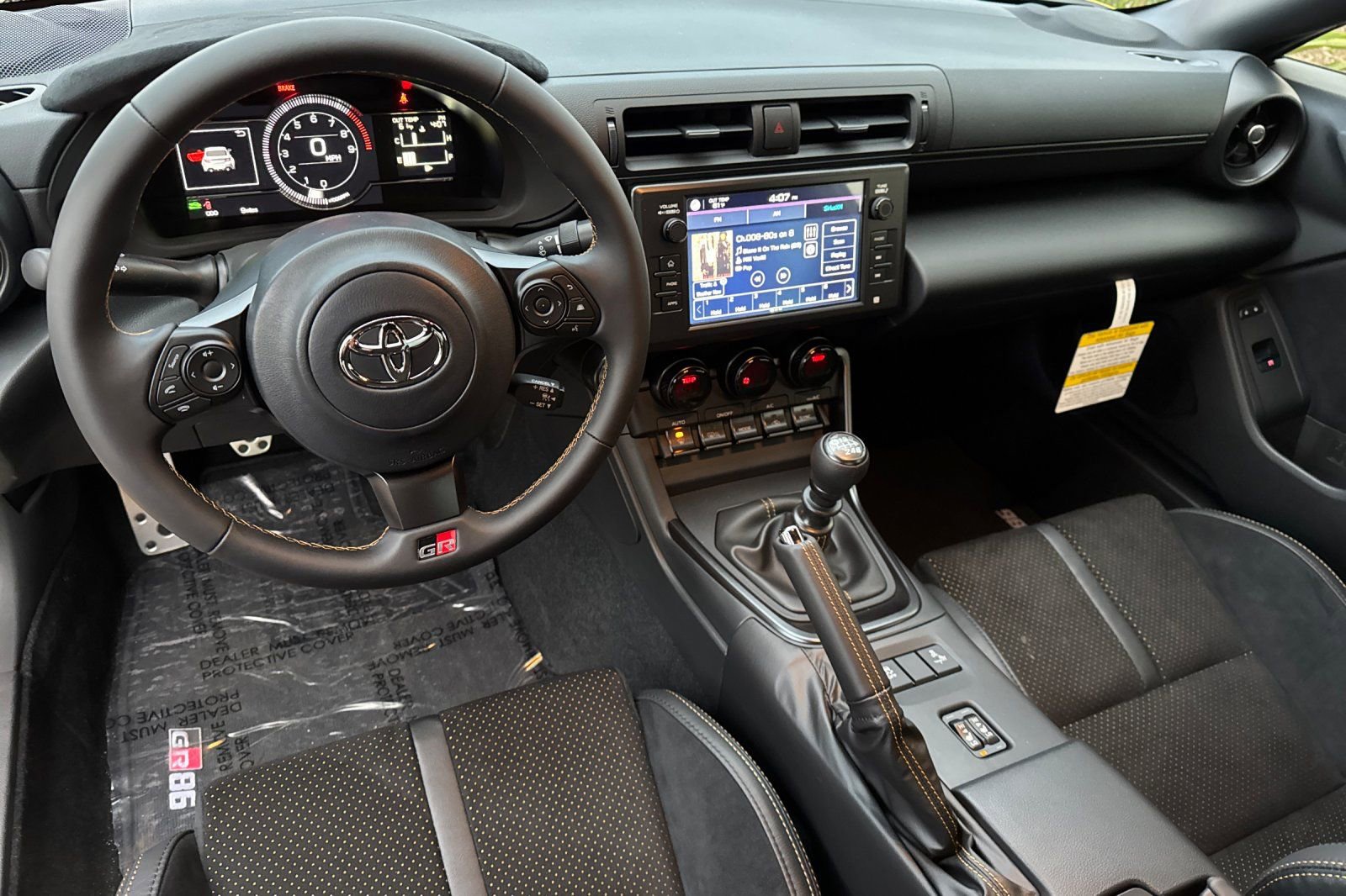 New 2026 Toyota GR86 YUZU Limited image 12