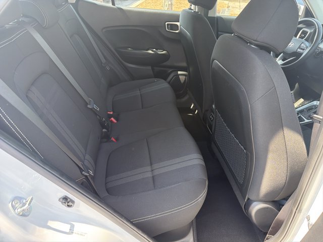 Certified 2025 Hyundai Venue SEL FWD image 18