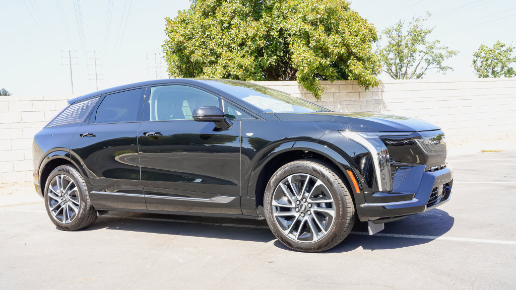 New 2027 Cadillac Optiq Sport AWD/4WD image 6