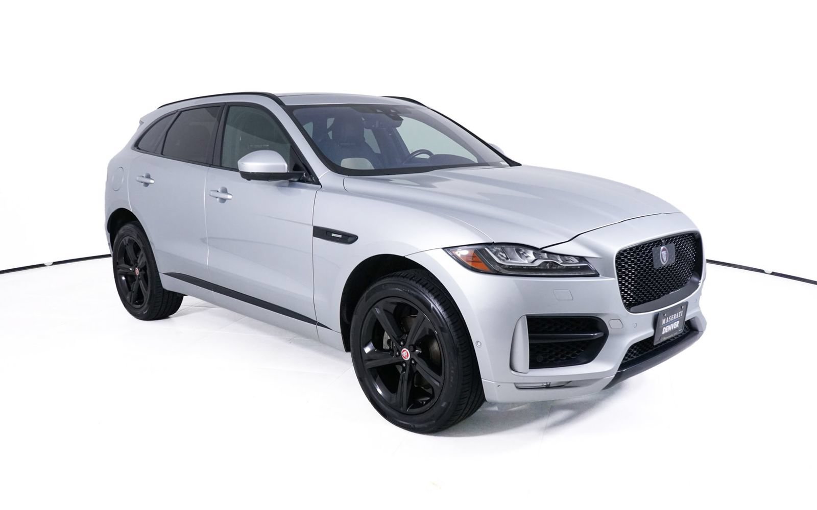 Used 2019 Jaguar F-PACE R-Sport AWD/4WD image 9