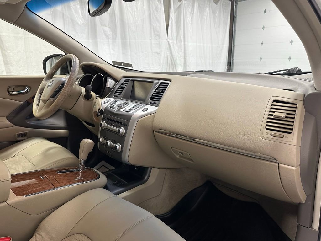 Used 2014 Nissan Murano LE w/ Platinum Edition Package image 54