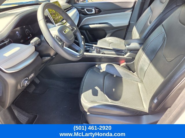 Used 2025 Jeep Compass Limited w/ Elite Group AWD/4WD image 10