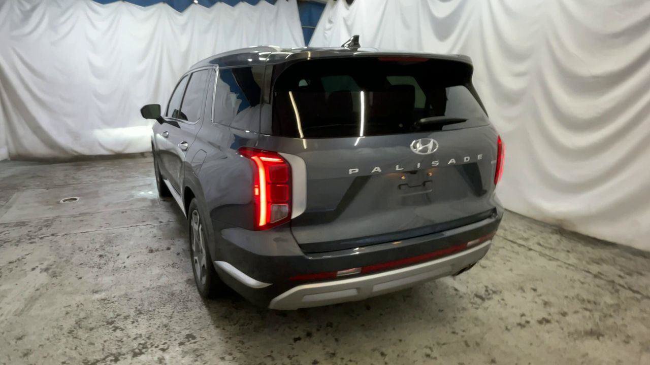 Used 2024 Hyundai Palisade Limited AWD/4WD image 7