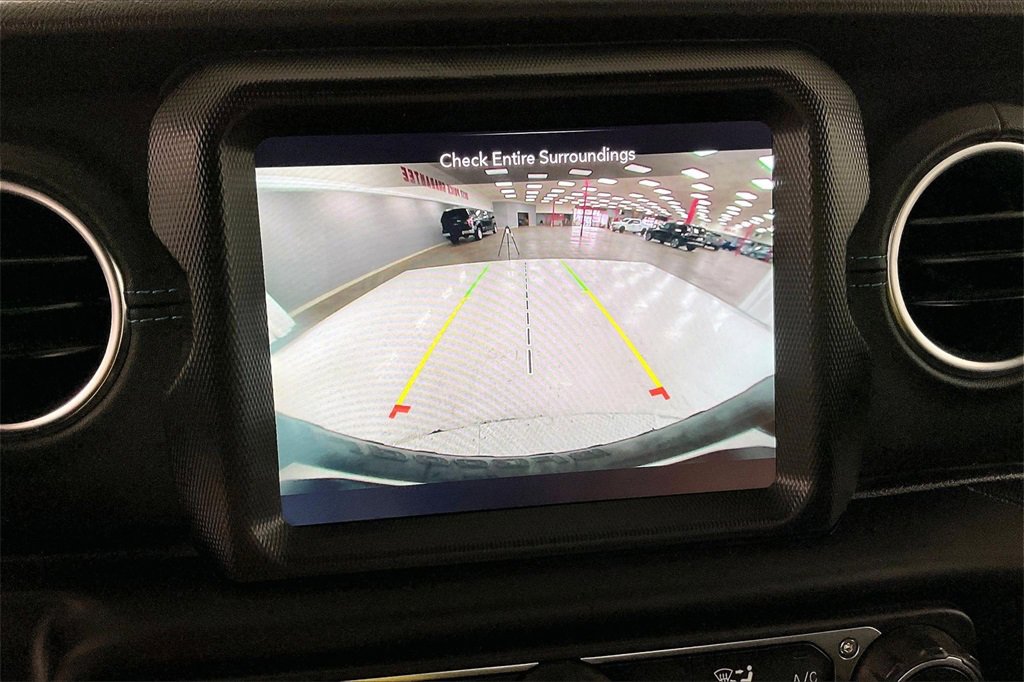 Used 2022 Jeep Wrangler Unlimited Rubicon 4xe image 14