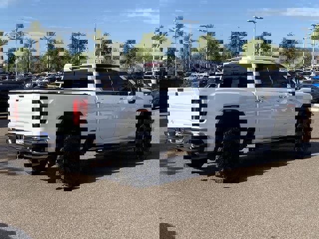 Used 2021 GMC Sierra 2500 SLT w/ SLT Preferred Package RWD image 6