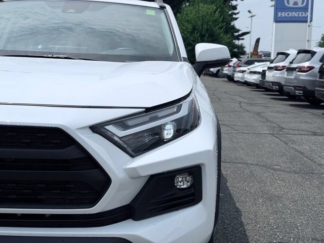Used 2024 Toyota RAV4 Adventure AWD/4WD image 3